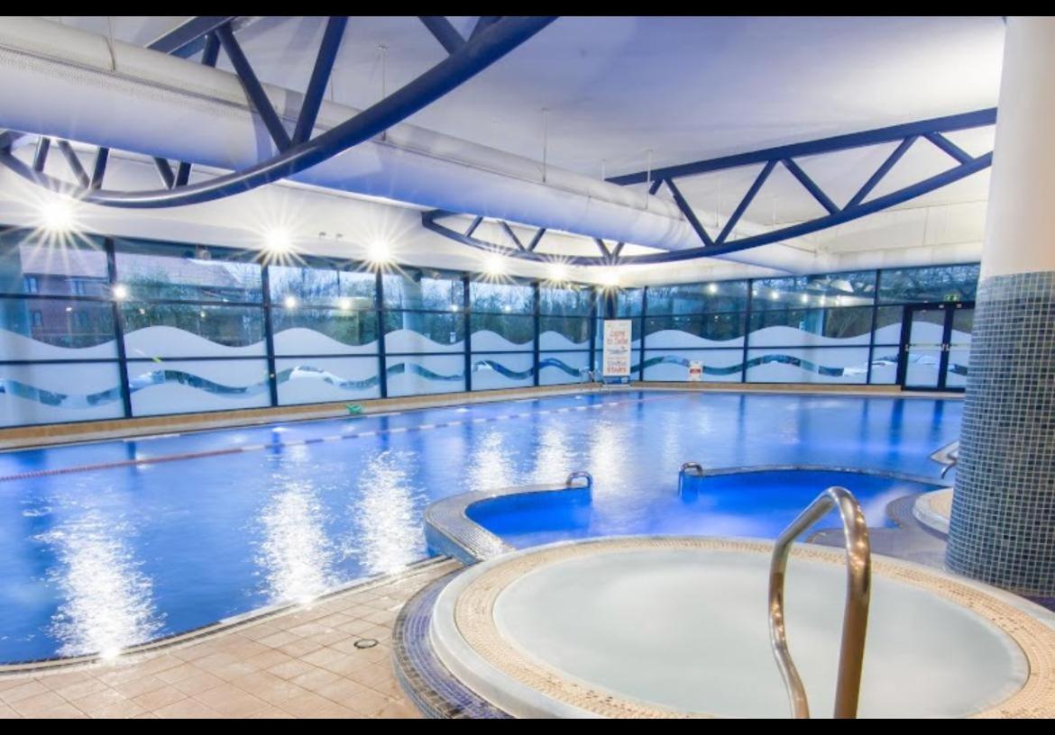 3 Bedrooms With Security 24 Appartement