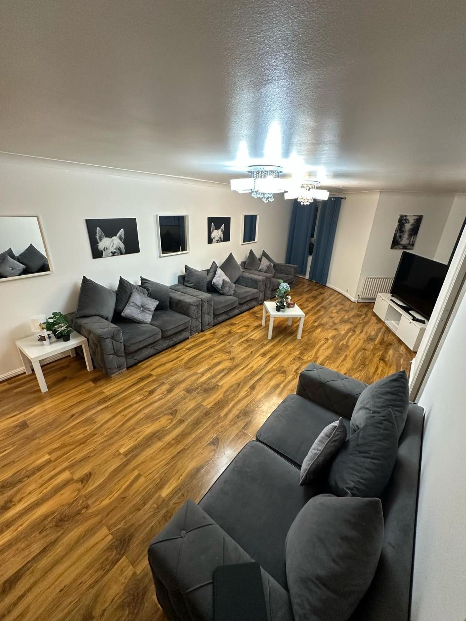 3 Bedrooms With Security 24 Appartement *