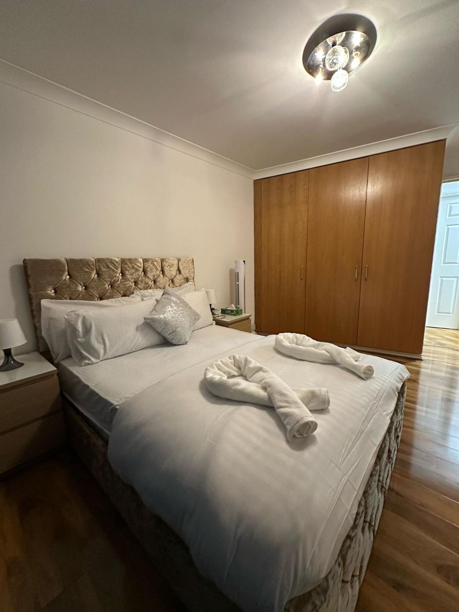 Appartement 3 Bedrooms With Security 24 *